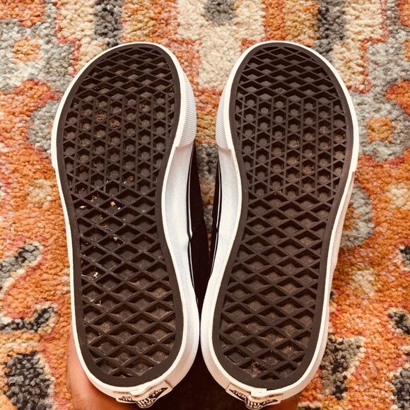 VANS Black Gold Rabbit Bunny Sneakers Slip On Unisex Youth Kids 2.5 - Picture 6 of 8